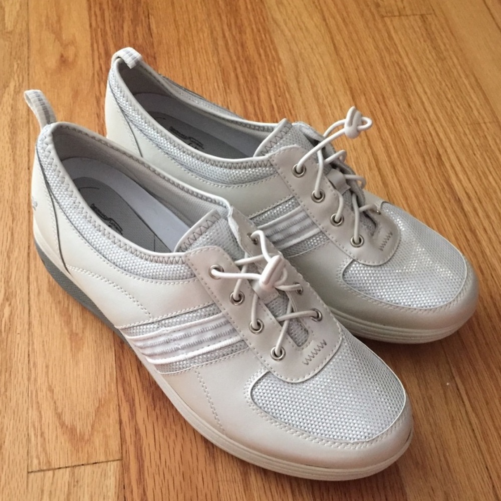 Get Fit By Grasshoppers Toggle Platform Sneakers - image 4